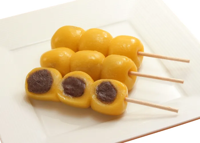 [235]　餡入りにんじんだんご