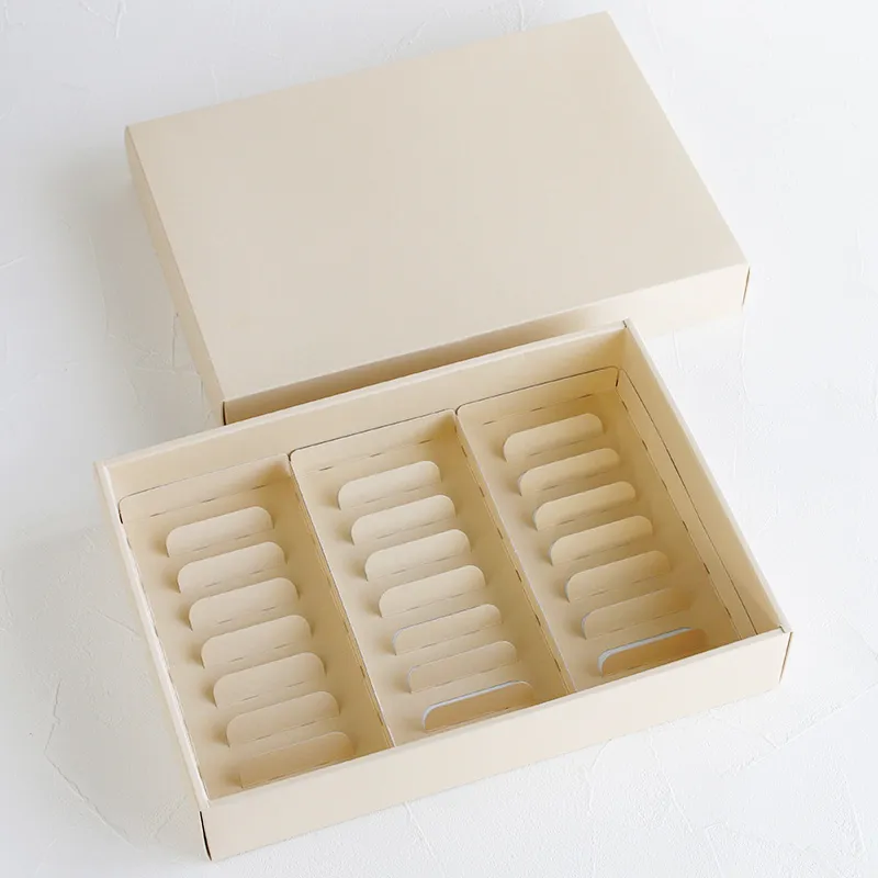 [203]　箱（ギフトボックス） 洋菓子箱 ９４９２３　無地エコギフトＢＯＸ　Ｌ　仕切付