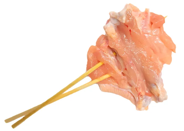 [227]　やきとり　手羽先イカダ串
