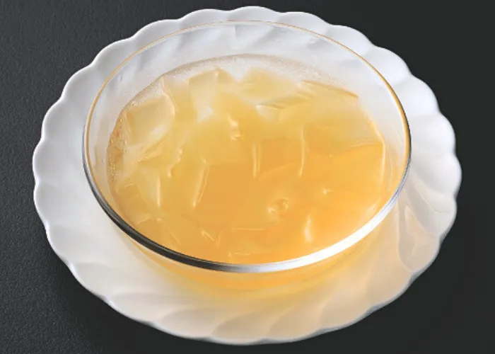 [213]　愛玉子(オーギョーチ)風レモンゼリー